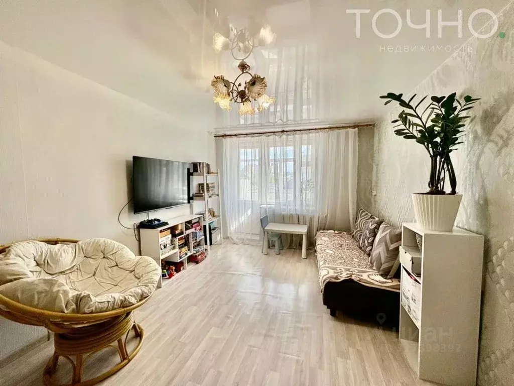 3-к кв. Пензенская область, Пенза ул. Бакунина, 36 (69.6 м) - Фото 0