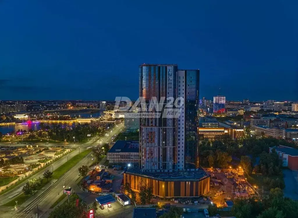 2-к кв. Челябинская область, Челябинск ул. Труда, 157А (70.3 м) - Фото 0