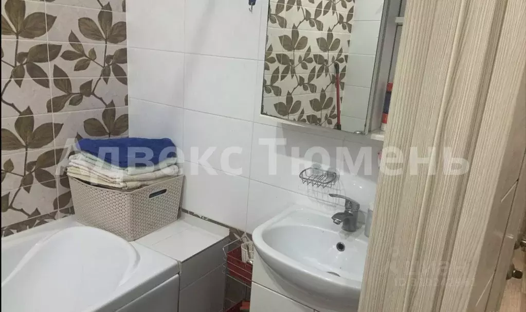 3-к кв. Тюменская область, Тюмень ул. Володарского, 47 (78.8 м) - Фото 1