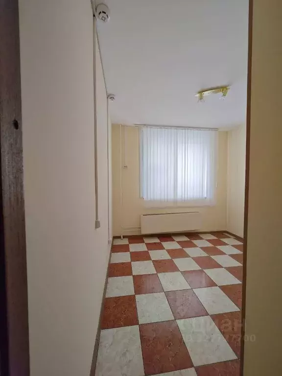 Помещение свободного назначения в Москва ул. Адмирала Лазарева, 47 (10 ... - Фото 1