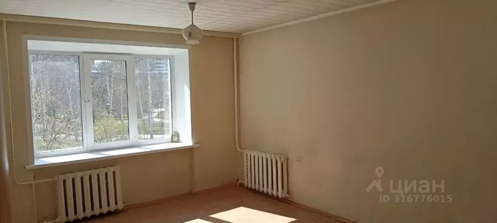 1-к кв. Омская область, Омск Малая Ивановская ул., 60 (31.0 м) - Фото 0