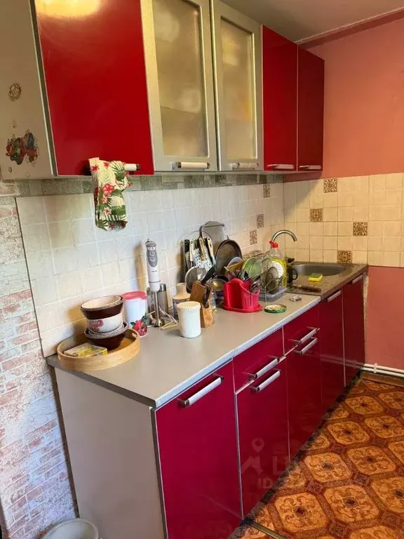 3-к кв. Коми, Сыктывкар ул. Морозова, 12 (59.7 м) - Фото 0