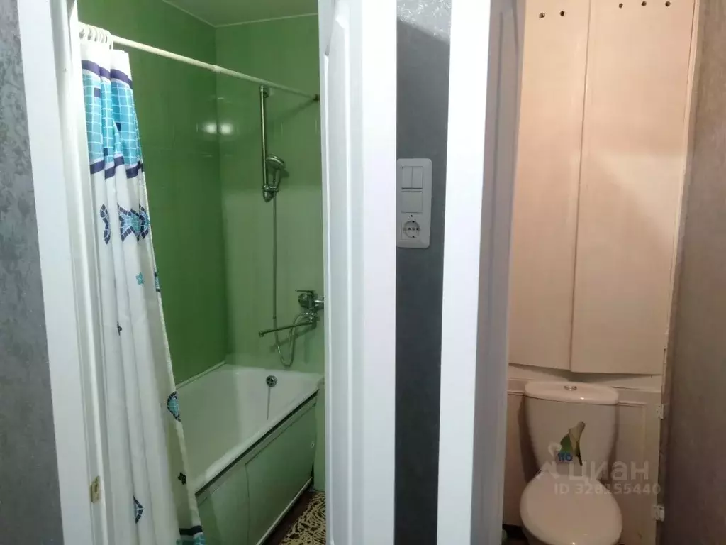 2-к кв. Санкт-Петербург, Санкт-Петербург, Кронштадт ул. Восстания, 80 ... - Фото 2