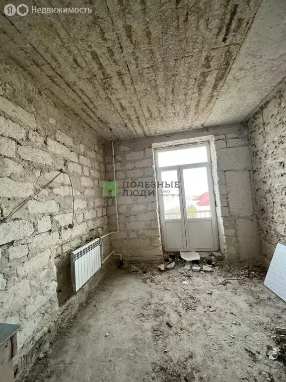 3-комнатная квартира: Севастополь, улица Надеждинцев, 20 (72 м) - Фото 2