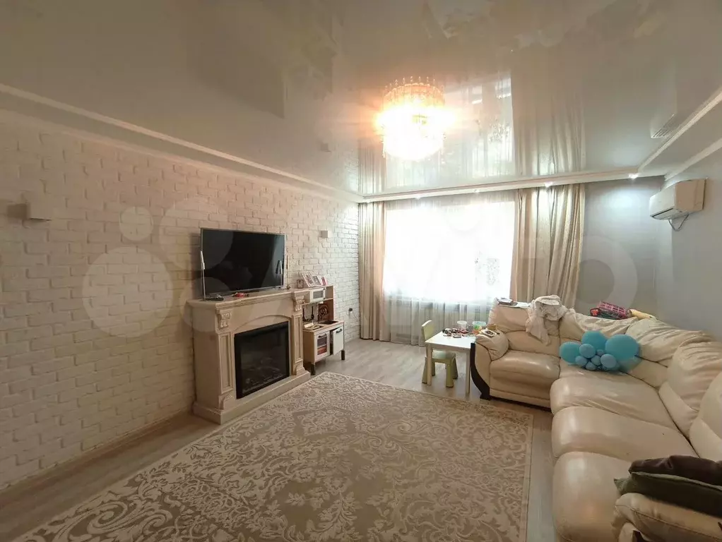 3-к. квартира, 72 м, 1/2 эт. - Фото 0