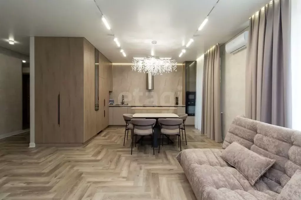 2-к кв. Красноярский край, Красноярск наб. Южная, 6 (60.0 м) - Фото 1