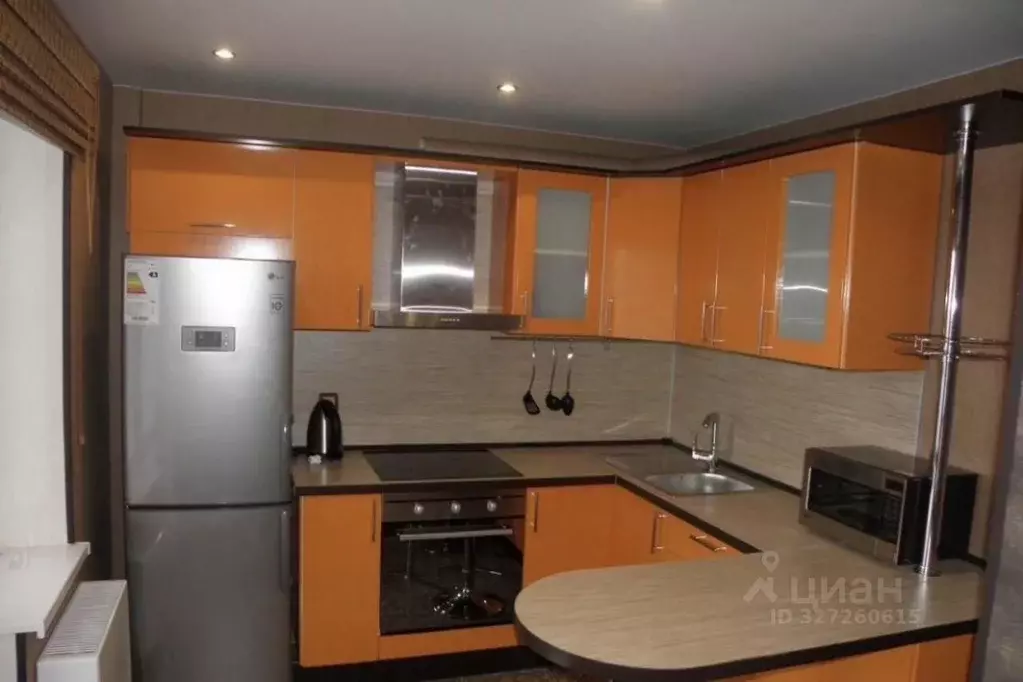 Студия Свердловская область, Екатеринбург ул. Щорса, 105 (34.0 м) - Фото 1