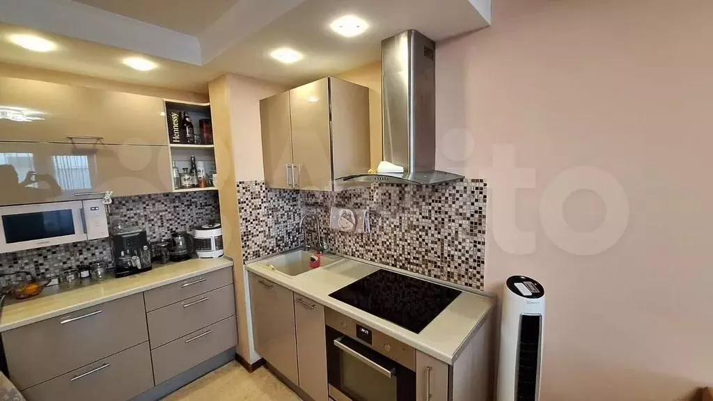 3-к. квартира, 70 м, 5/10 эт. - Фото 1