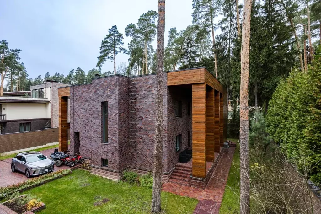 Дом в Московская область, Одинцовский городской округ, пос. Николина ... - Фото 1