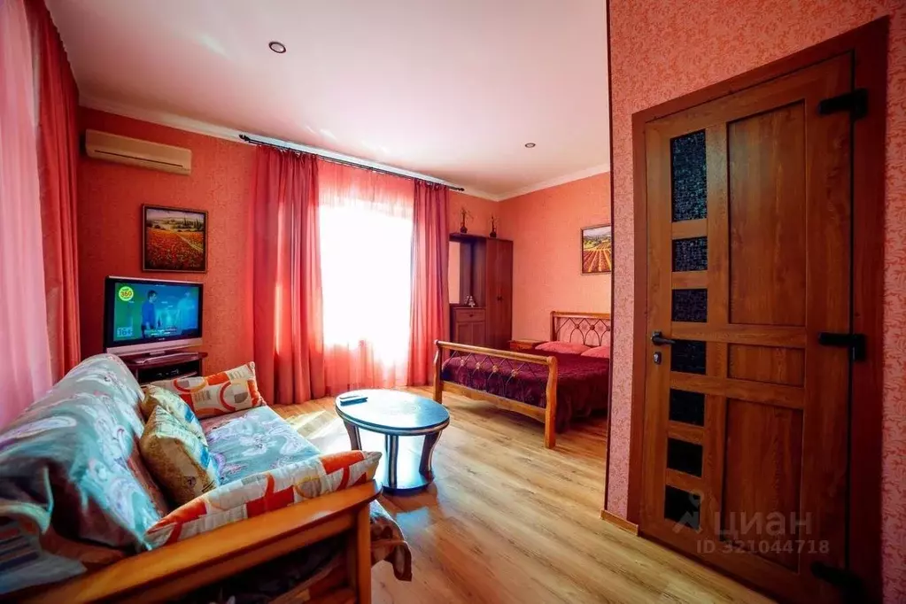 2-к кв. Краснодарский край, Геленджик ул. Тельмана, 29 (45.0 м) - Фото 0