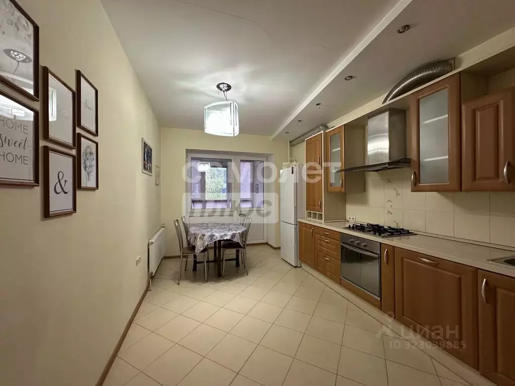 2-к кв. Калужская область, Калуга ул. Достоевского, 27 (67.0 м) - Фото 0