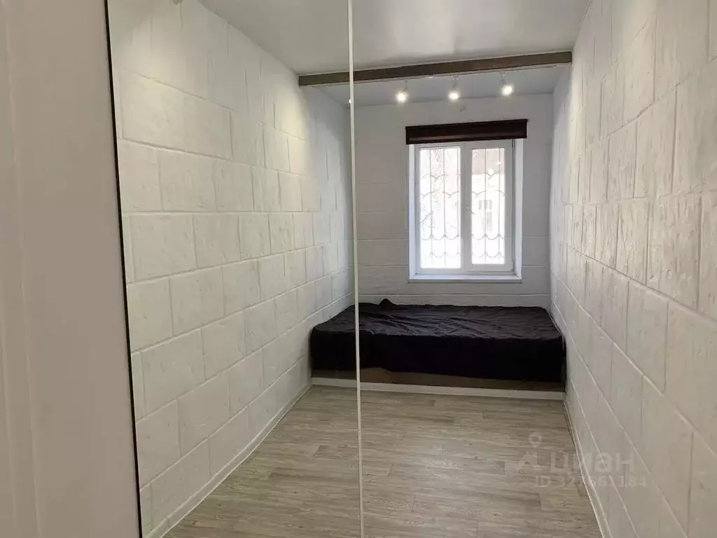 Комната Крым, Евпатория ул. Имени Володи Дубинина, 17 (12.0 м) - Фото 1