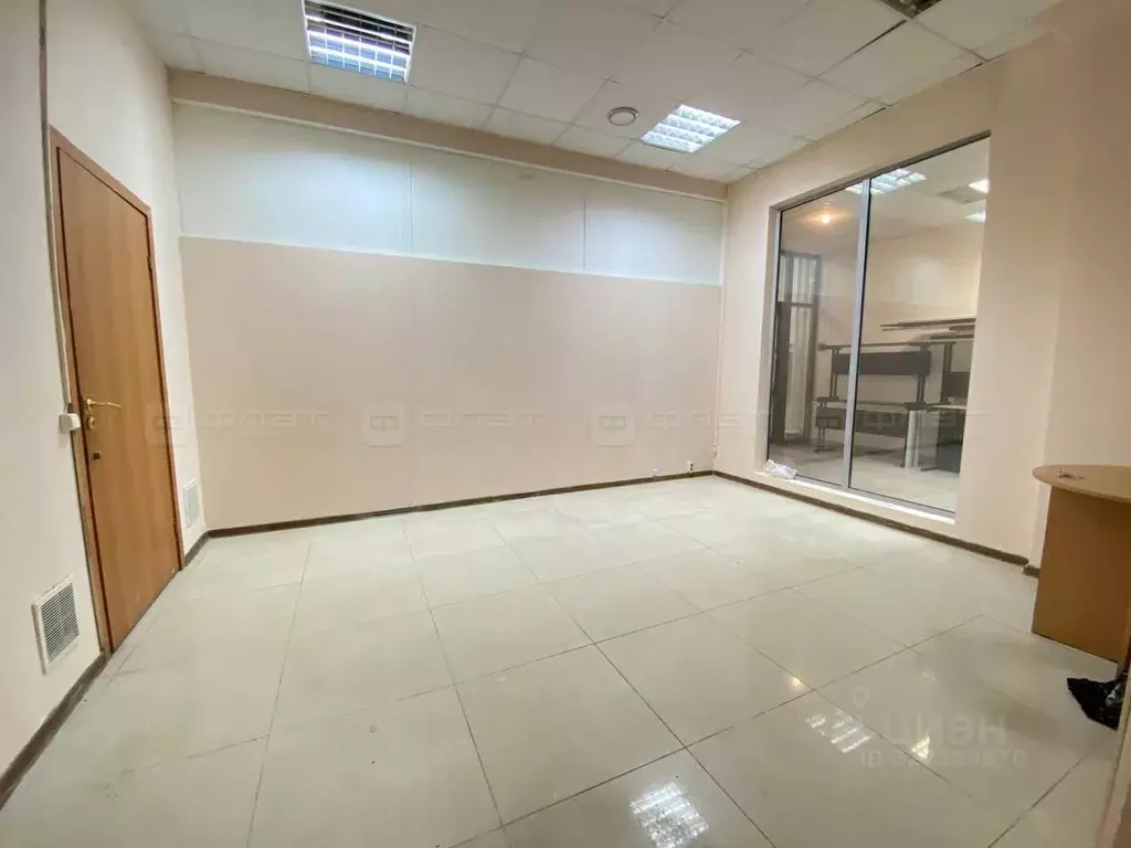 Помещение свободного назначения в Татарстан, Казань ул. Тази Гиззата, ... - Фото 1