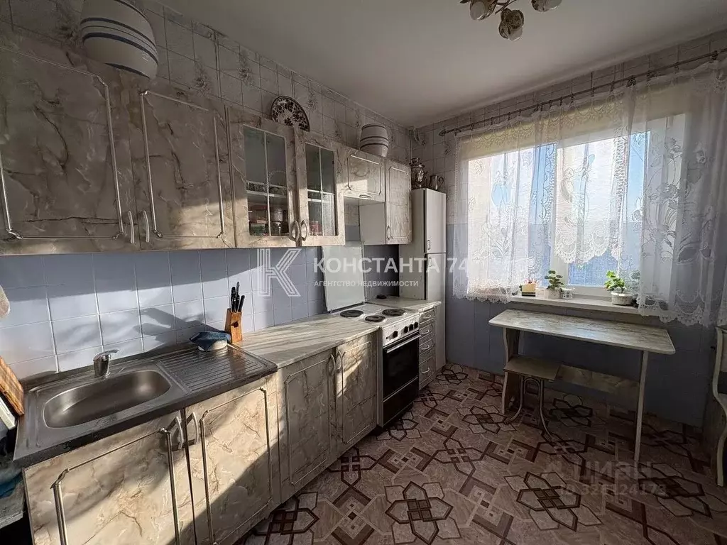 2-к кв. Челябинская область, Челябинск Солнечная ул., 74 (52.2 м) - Фото 1