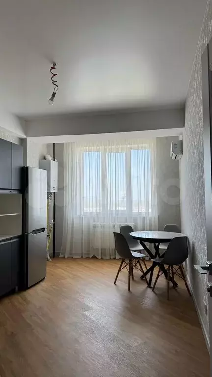2-к. квартира, 73 м, 8/12 эт. - Фото 0