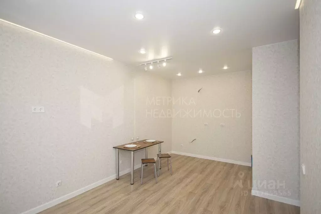 1-к кв. Тюменская область, Тюмень ДОК мкр, ул. Воронинская, 47 (41.0 ... - Фото 0