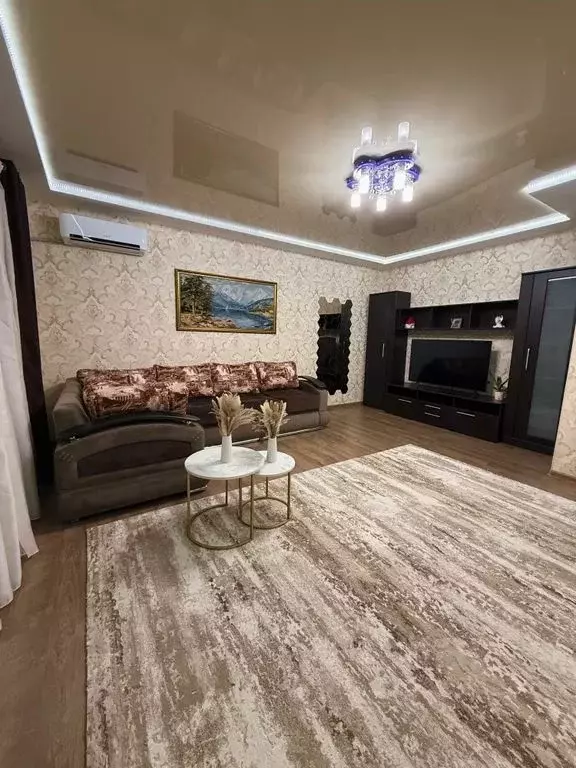 2-к кв. Волгоградская область, Волгоград ул. Шумского, 7 (65.0 м) - Фото 0