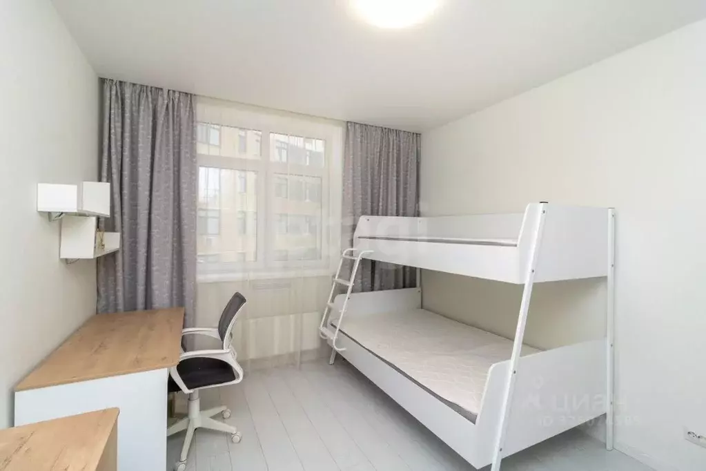 2-к кв. Тюменская область, Тюмень ул. Ю.-Р.Г. Эрвье, 38 (45.0 м) - Фото 1