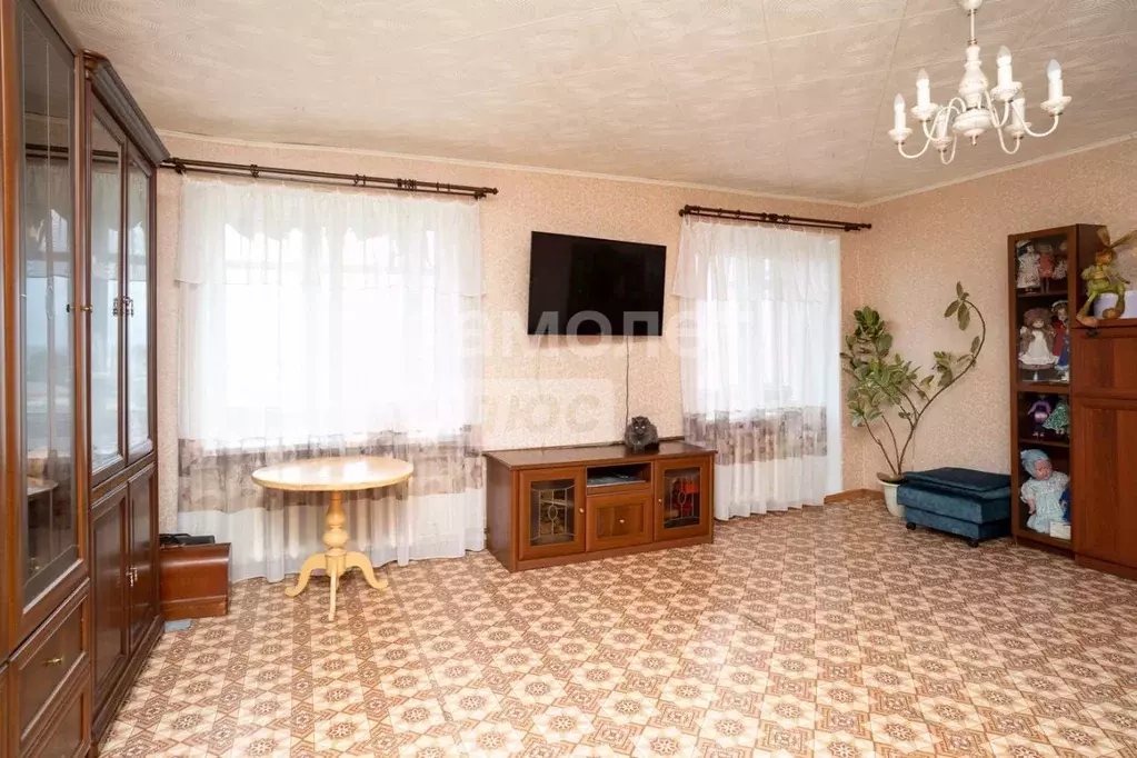 3-к кв. Челябинская область, Верхний Уфалей ул. Чекасина, 8 (76.3 м) - Фото 1