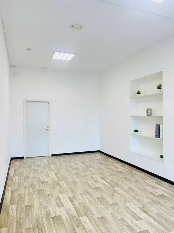 Офис в Санкт-Петербург ул. Уточкина, 4к1А (49 м) - Фото 0