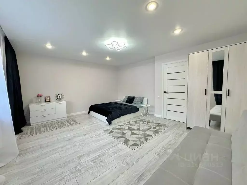 2-к кв. Смоленская область, Смоленск Киевский пер., 17к2 (66.0 м) - Фото 0