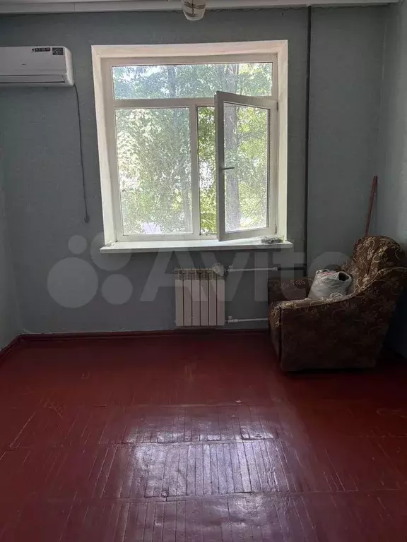 Комната 18 м в 1-к., 2/3 эт. - Фото 0