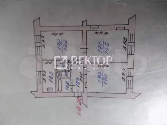 3-к. квартира, 70 м, 3/3 эт. - Фото 0