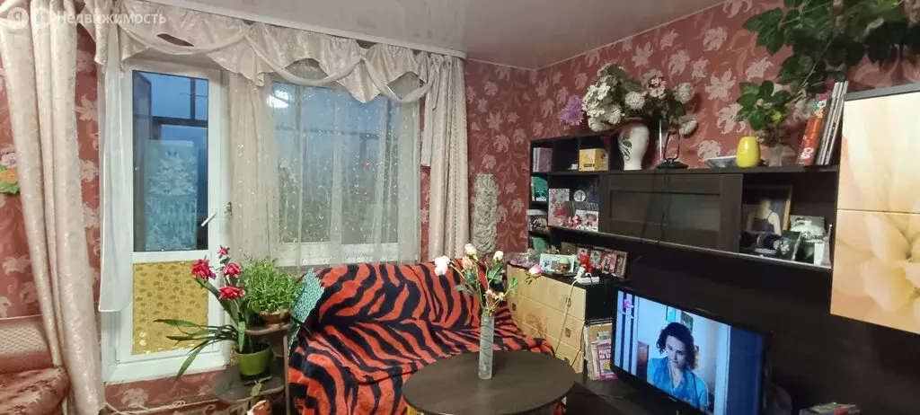 1-комнатная квартира: Нижний Тагил, улица Калинина, 113 (34 м) - Фото 2