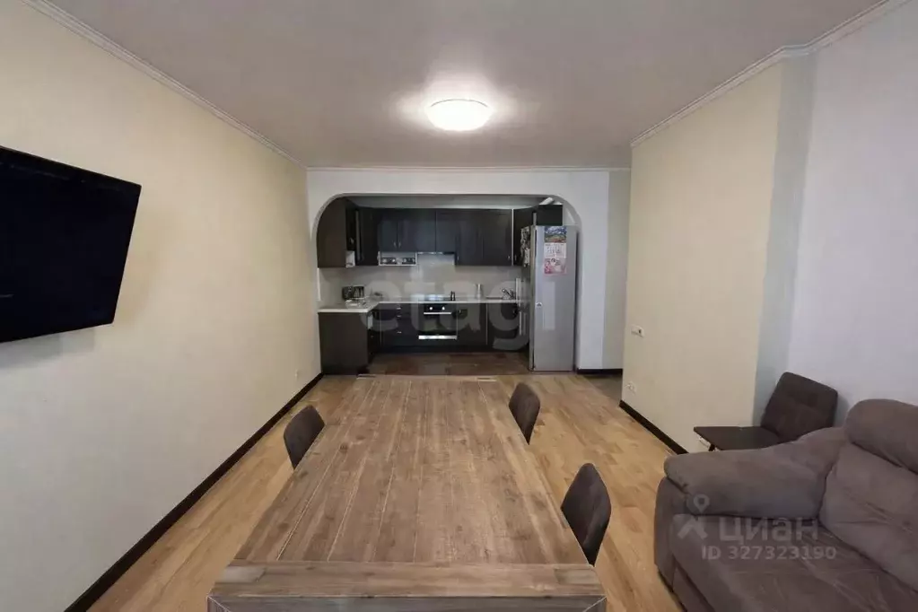 3-к кв. Московская область, Люберцы городской округ, Красково пгт ул. ... - Фото 1