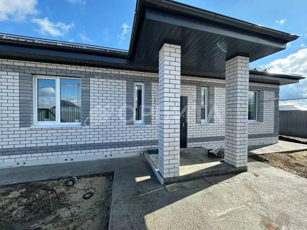 Дом в Тюменская область, Тюменский муниципальный округ, д. Падерина ... - Фото 1