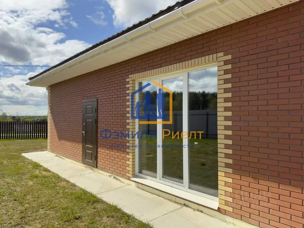 Дом в Калужская область, Жуков ул. Льняная, 10 (112 м) - Фото 1