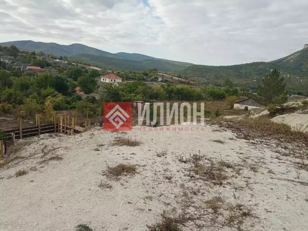 Участок в Крым, Бахчисарайский район, Куйбышево пгт ул. 40 лет Победы, ... - Фото 2
