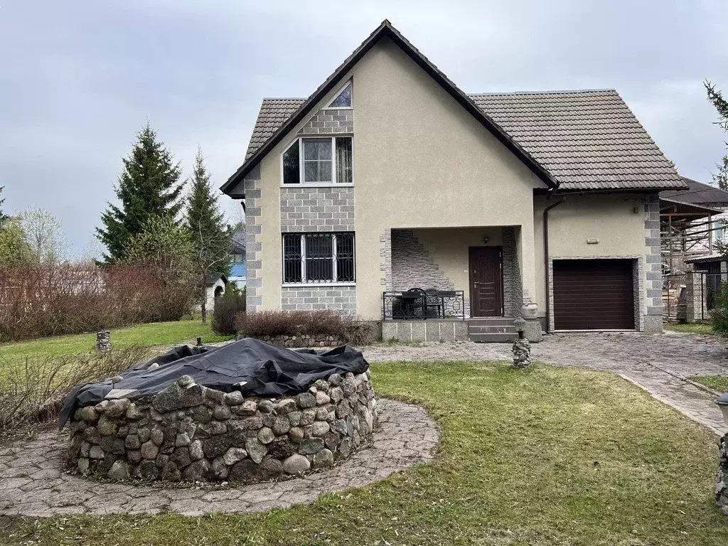 Дом в Санкт-Петербург пос. Песочный, Пионерская ул. (220 м) - Фото 1