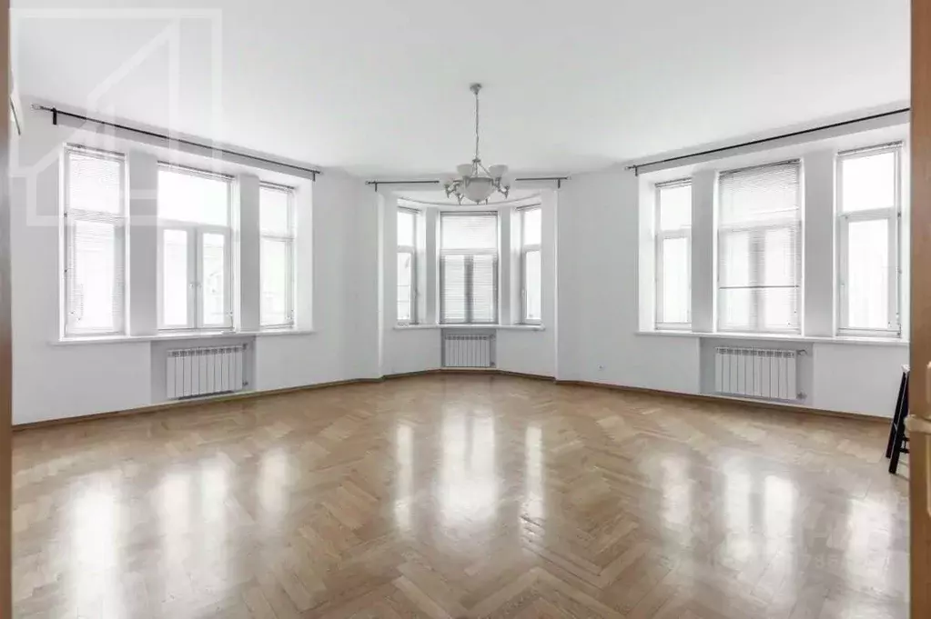 6-к кв. Москва 4-я Тверская-Ямская ул., 26/8 (235.0 м) - Фото 1