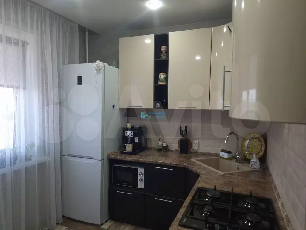 1-к. квартира, 38 м, 4/9 эт. - Фото 0