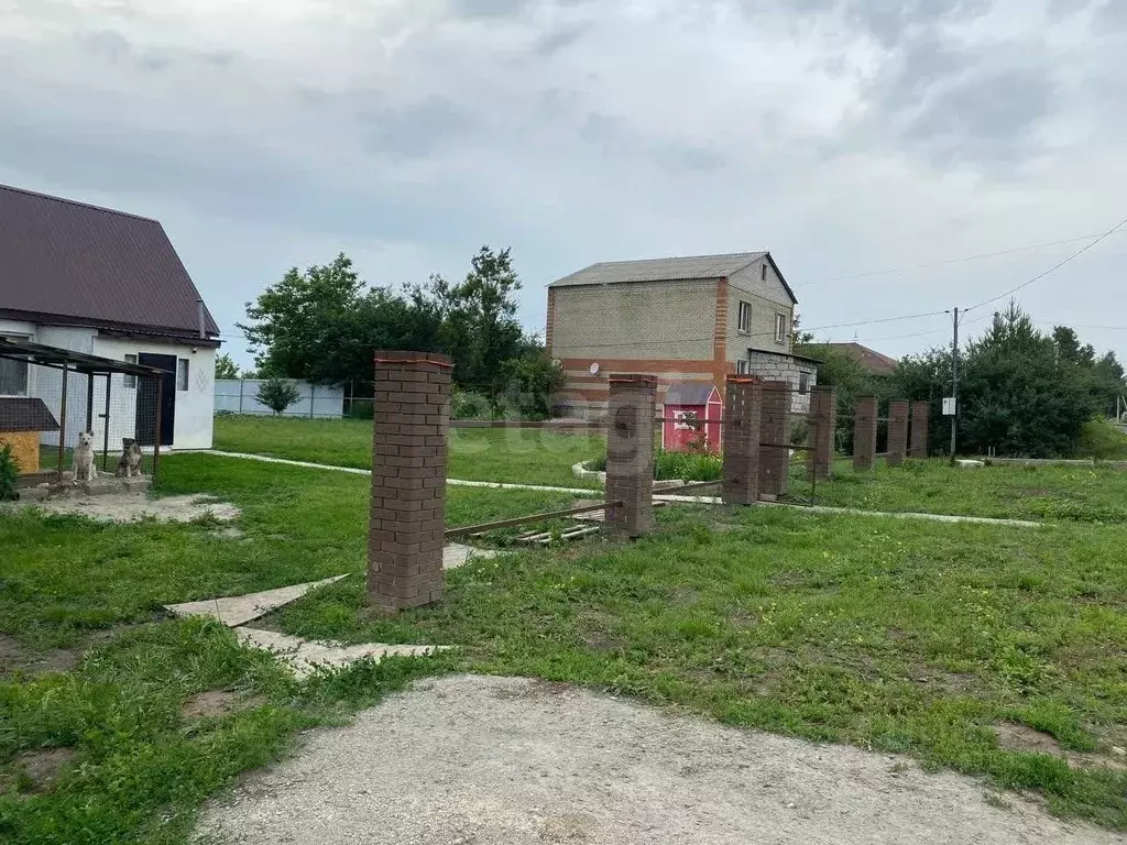 Дом в Белгородская область, Губкинский городской округ, с. Аверино ул. ... - Фото 1