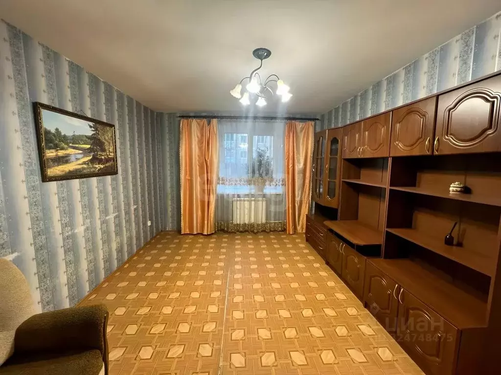 3-к кв. Костромская область, Красное-на-Волге пгт, Восточный мкр 15 ... - Фото 1