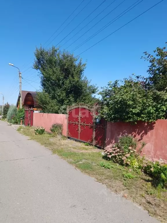 Дом в Белгородская область, Белгород пер. 3-й Магистральный, 21 (50 м) - Фото 1