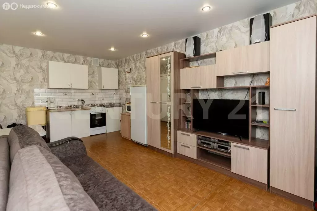 1к в 3-комнатной квартире (17 м) - Фото 0