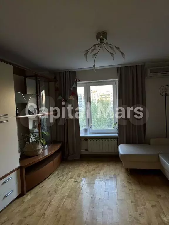 3-к. квартира, 58 м, 6/9 эт. - Фото 1