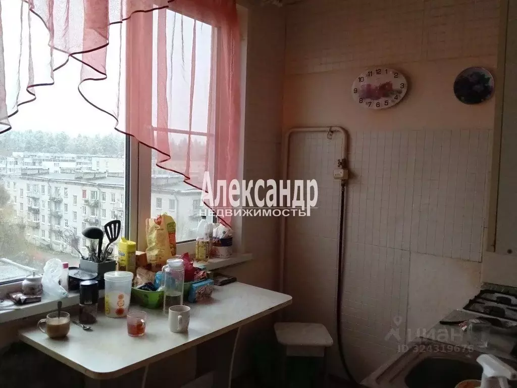 3-к кв. Ленинградская область, Приозерский район, Кузнечное пгт ... - Фото 2