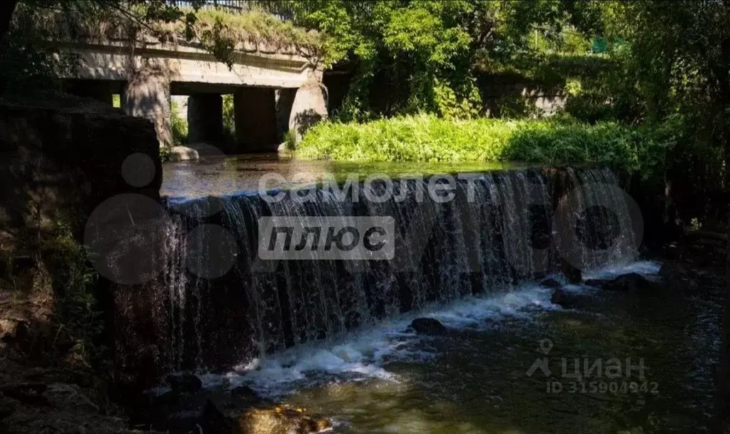 Дом в Самарская область, Сызранский район, с. Заборовка Октябрьская ... - Фото 1