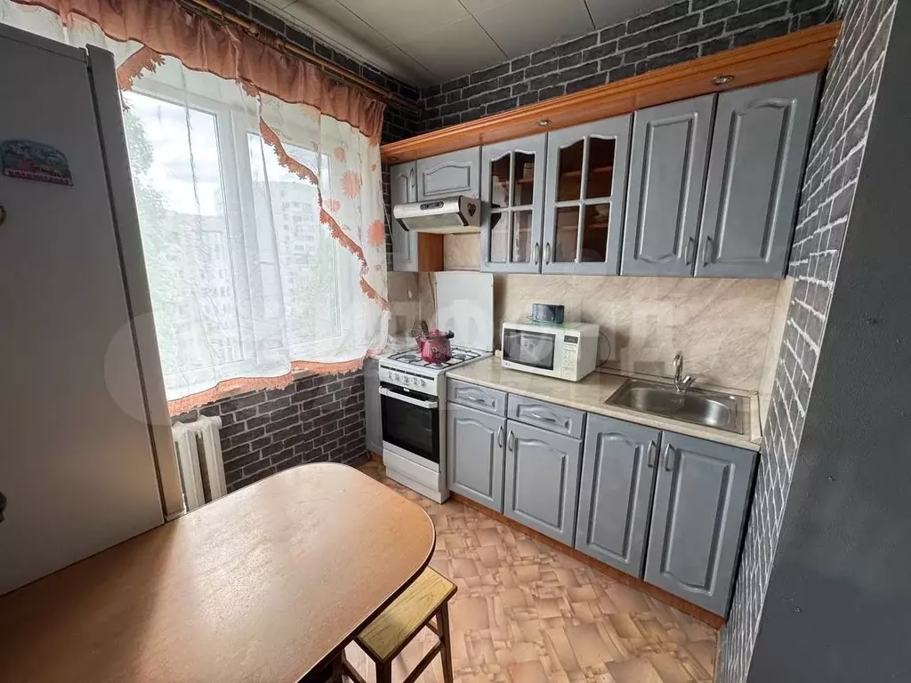 2-к. квартира, 50 м, 9/9 эт. - Фото 0