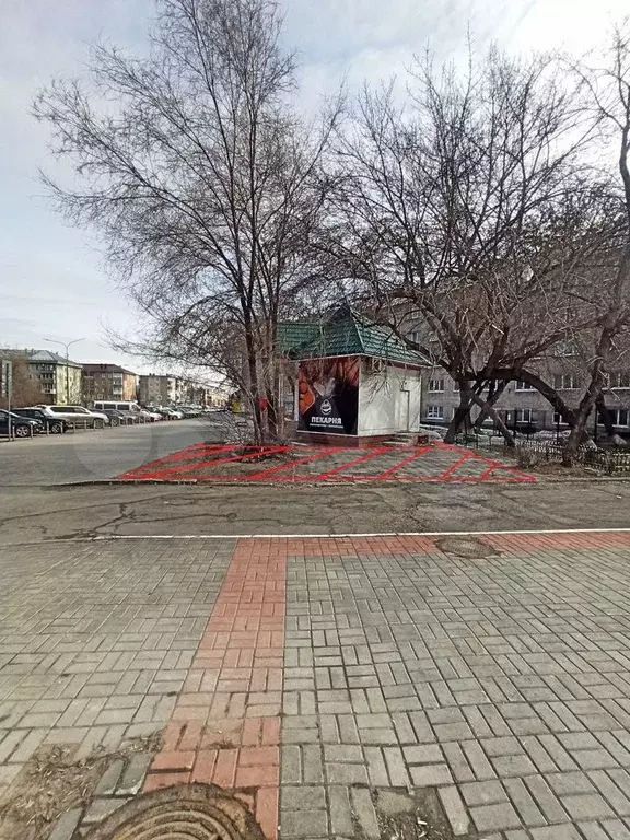 Место под торговый павильон от 40 до 80 м - Фото 1