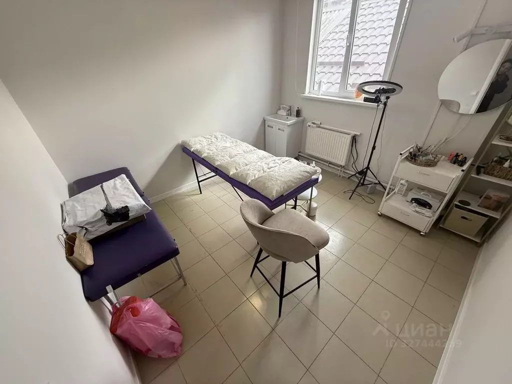 Помещение свободного назначения в Северная Осетия, Владикавказ ул. ... - Фото 1