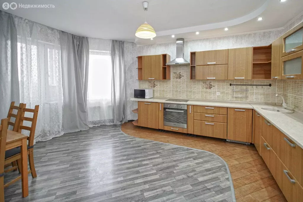 2-комнатная квартира: Краснодар, Гаражная улица, 67 (66.8 м) - Фото 0