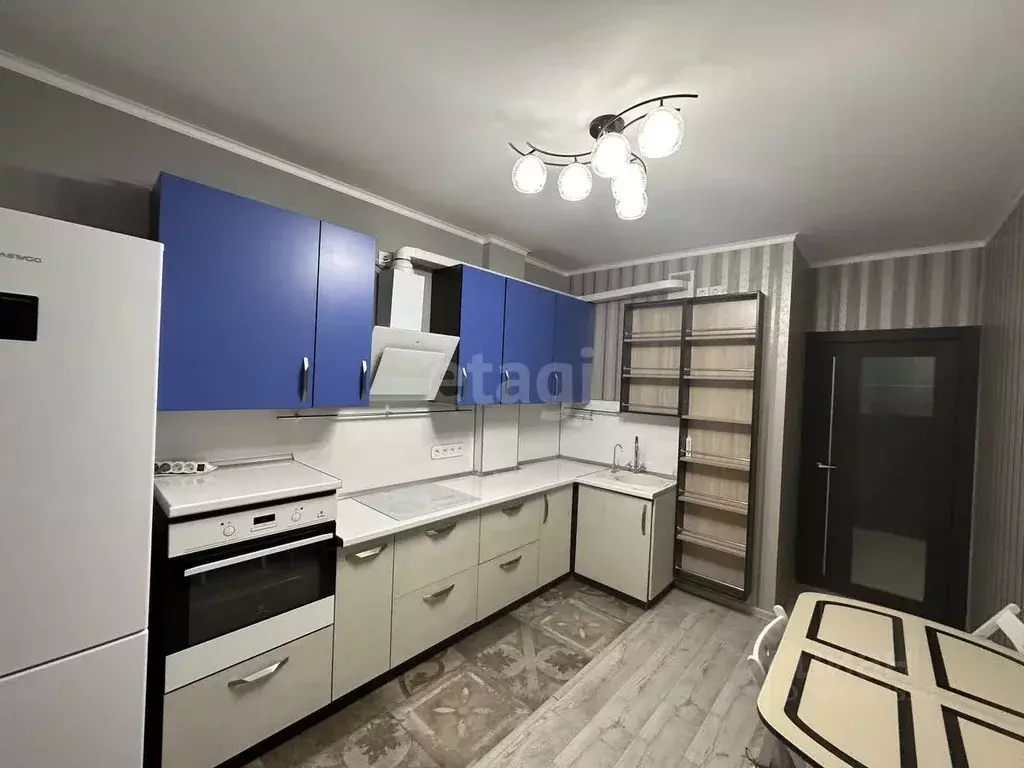 1-к кв. Белгородская область, Белгород ул. Есенина, 9к3 (48.3 м) - Фото 0