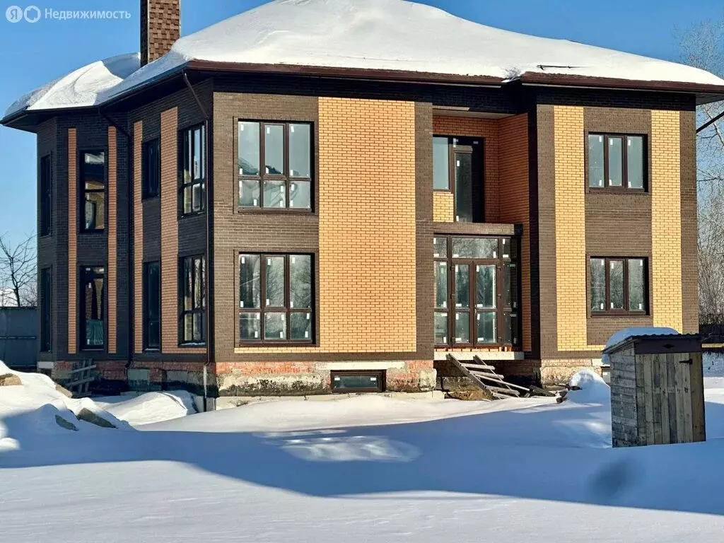 Дом в Энгельс, КП Берег (438.5 м) - Фото 1