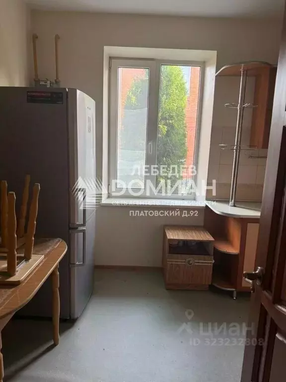 Дом в Ростовская область, Новочеркасск Книжный пер., 19 (600 м) - Фото 1