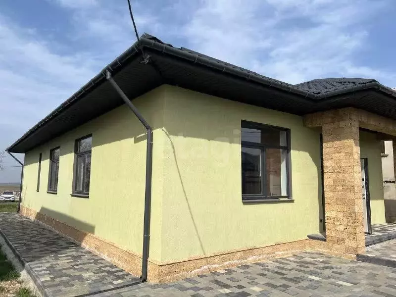 Дом в Крым, Симферопольский район, Перовское с/пос, Новозбурьевка ... - Фото 2